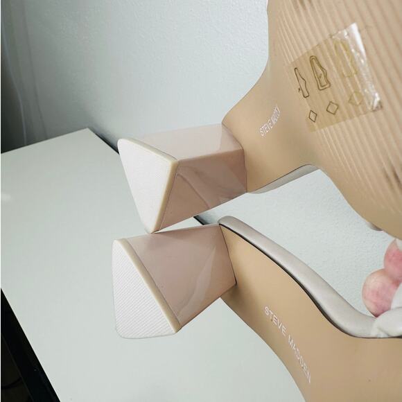 Steve Madden Bone Monte Carlo Slip On Triangle Heel Sandal 6 - Picture 8 of 12